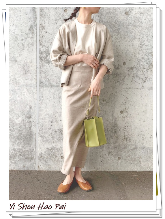 优衣库的宽松t恤叠穿,优衣库的简约穿搭