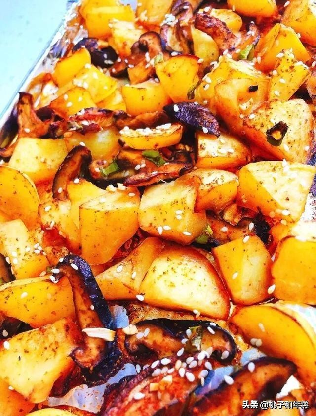 蘑菇土豆的另类做法,黄油烤蘑菇土豆