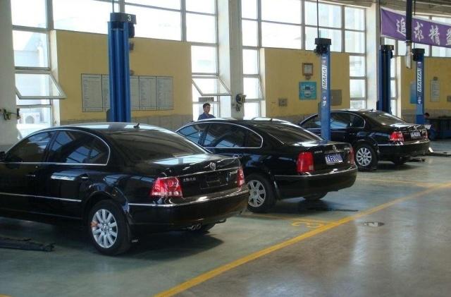 机油加多和加少哪个危害大,机油加多和加少有什么危害