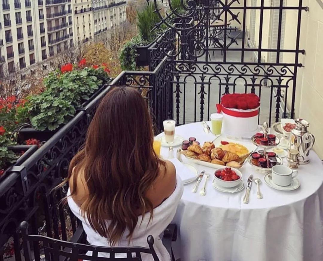 万宝路背后的故事,万宝路背后的爱情故事视频