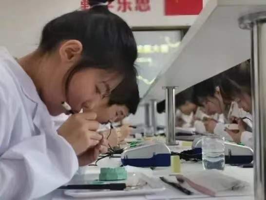 大连口腔义齿中专,大连口腔义齿中等职业技术学校