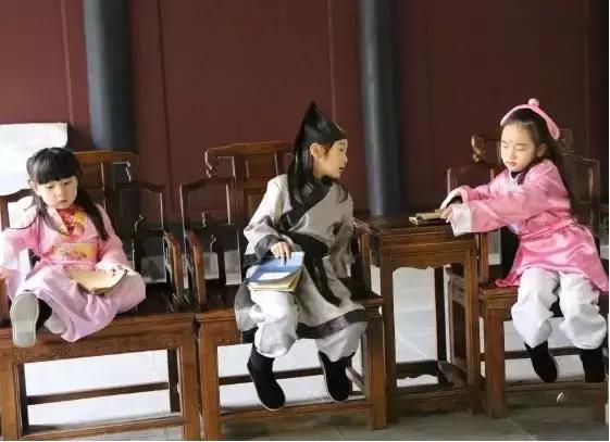 星艺TV少儿影视小主播成为《小小演说家》选拔基地四川都江堰单位