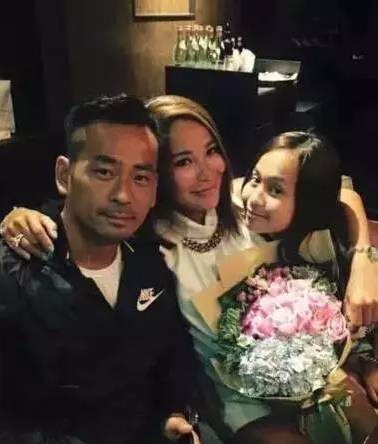 从隔空对骂到抢先生子，洗米嫂留住了人，史上最嚣张小三拿到了钱