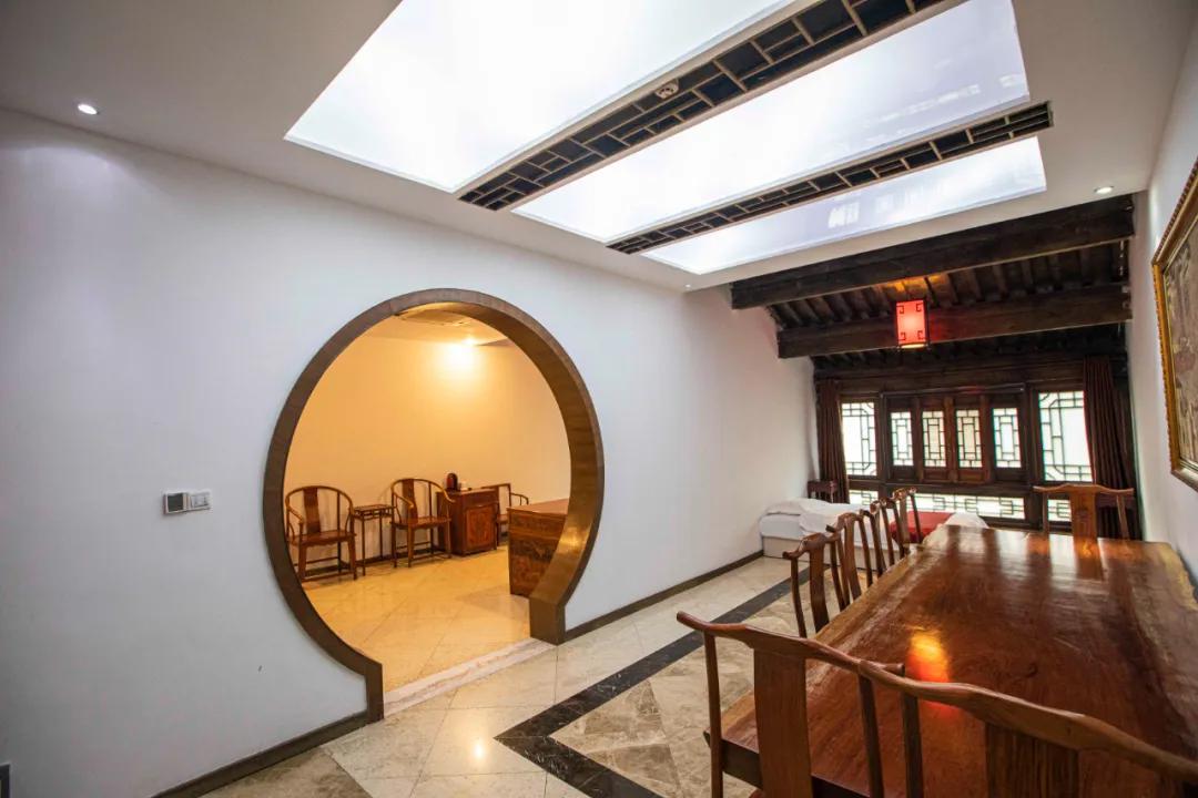 隐藏在繁华都市里的小清新酒店,风景绝美适合度假的酒店