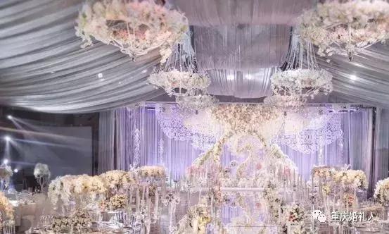 新手如何入行婚礼司仪,如何选择适合自己的婚礼司仪