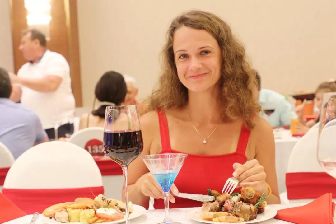 海南三亚跨年酒店,三亚大东海酒店最新价格表