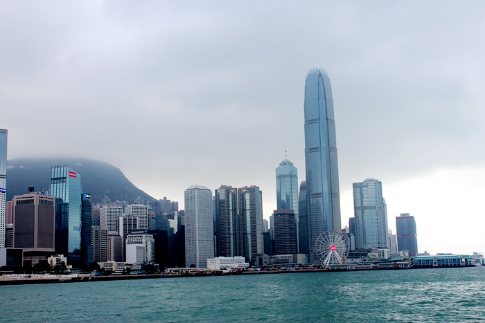 与意大利商人讨价旅游购物欧洲与亚洲国家不同的经营价值观