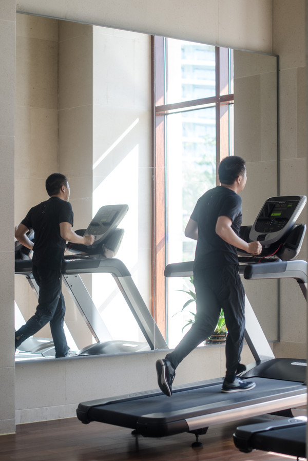 实拍三亚度假公寓，周边都是五星级酒店，未开业却无比火爆