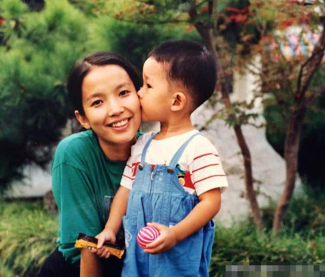 吕丽萍前夫的照片,吕丽萍前夫谁