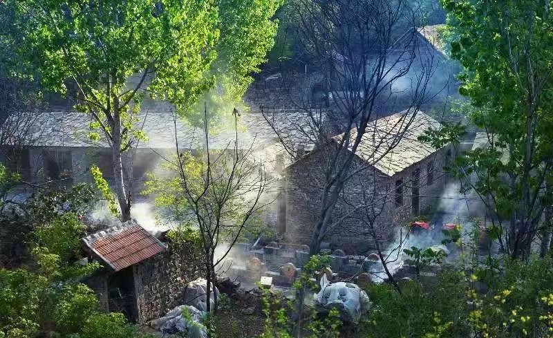 这个真实存在的古村落美如仙境,沂蒙山风景区内的古村落