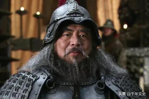 历史上吕布是怎样死的,历史上吕布真实身高