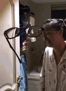 搞笑gif开心一刻,搞笑gif段子妹子你太皮了