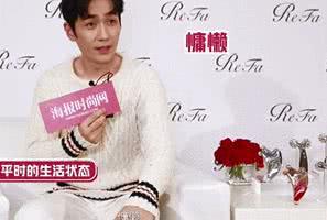 朱一龙没出名之前被冷落颁奖现场,朱一龙为什么抢压轴