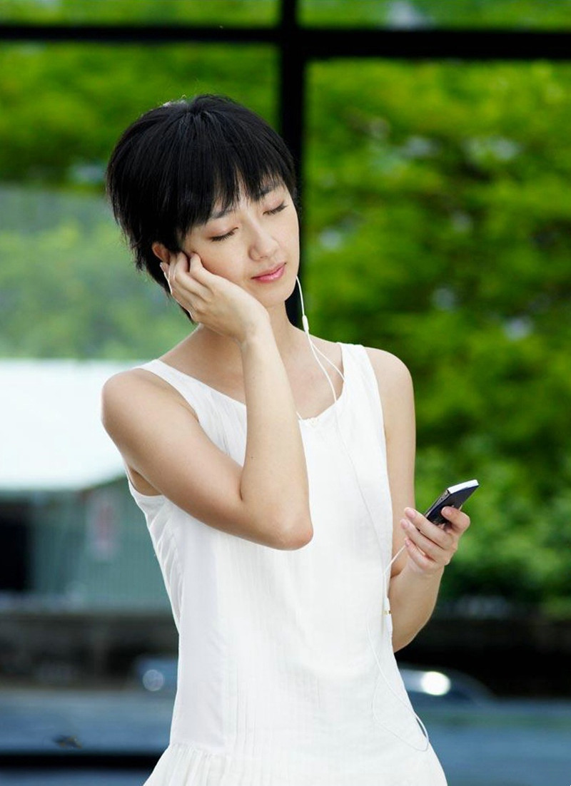 好看的草地拍照技巧,草坪拍照怎么拍出复古感