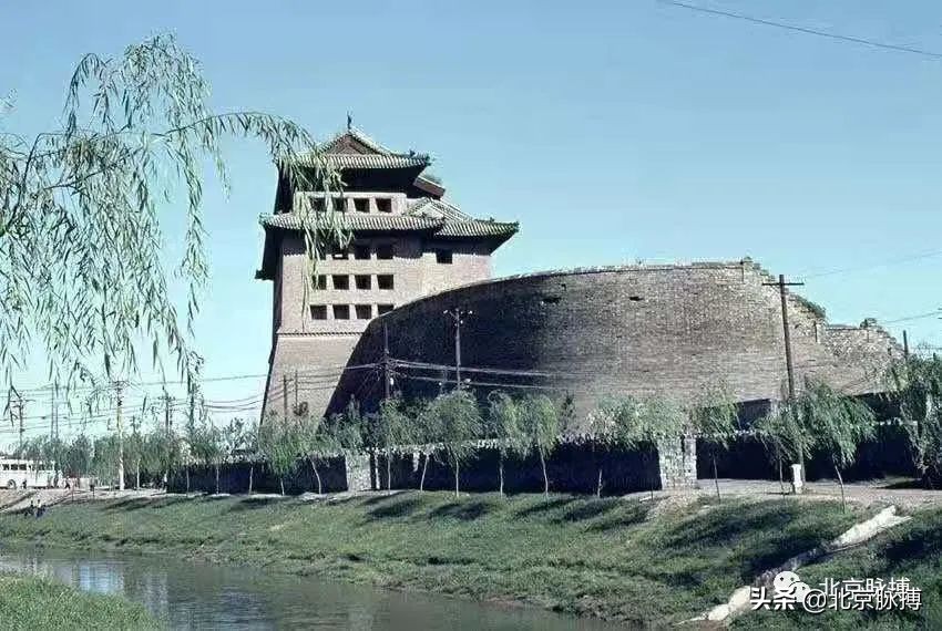 记忆中的北京绘画,这些画最能还原真实的老北京