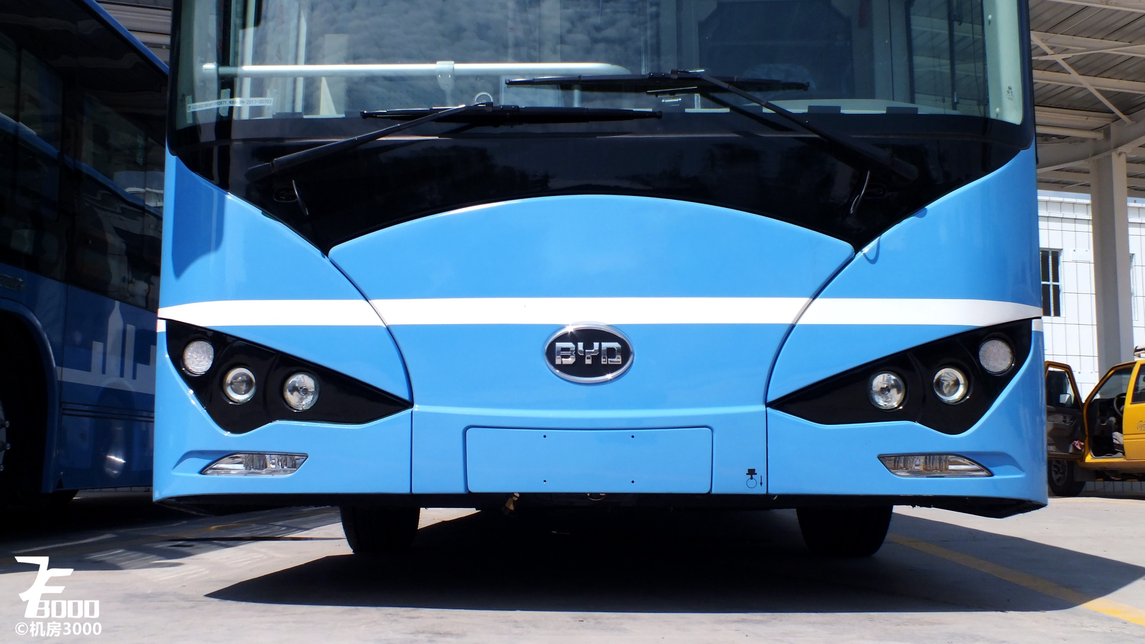 机房的渣评0西宁公交比亚迪BYD6100LEGV3