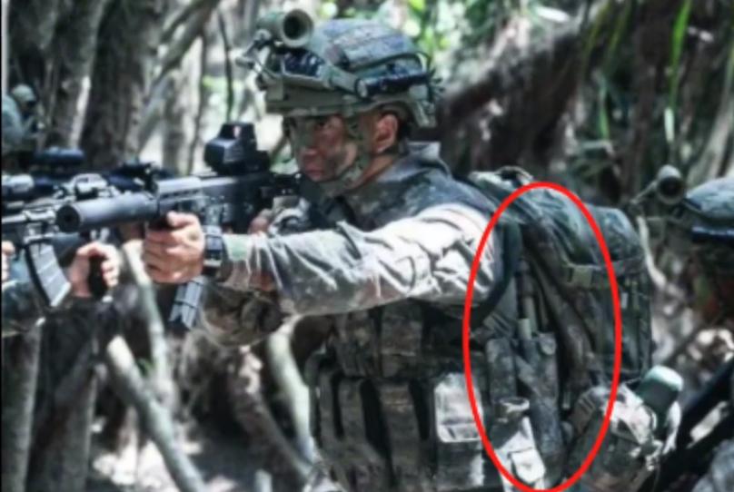 美军和解放军单兵装备比较,解放军和美军的装备对比