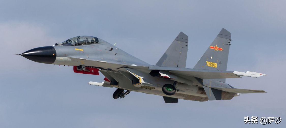 中国引进歼11战机的漫长过程：歼11家族是解放军空军的顶梁柱
