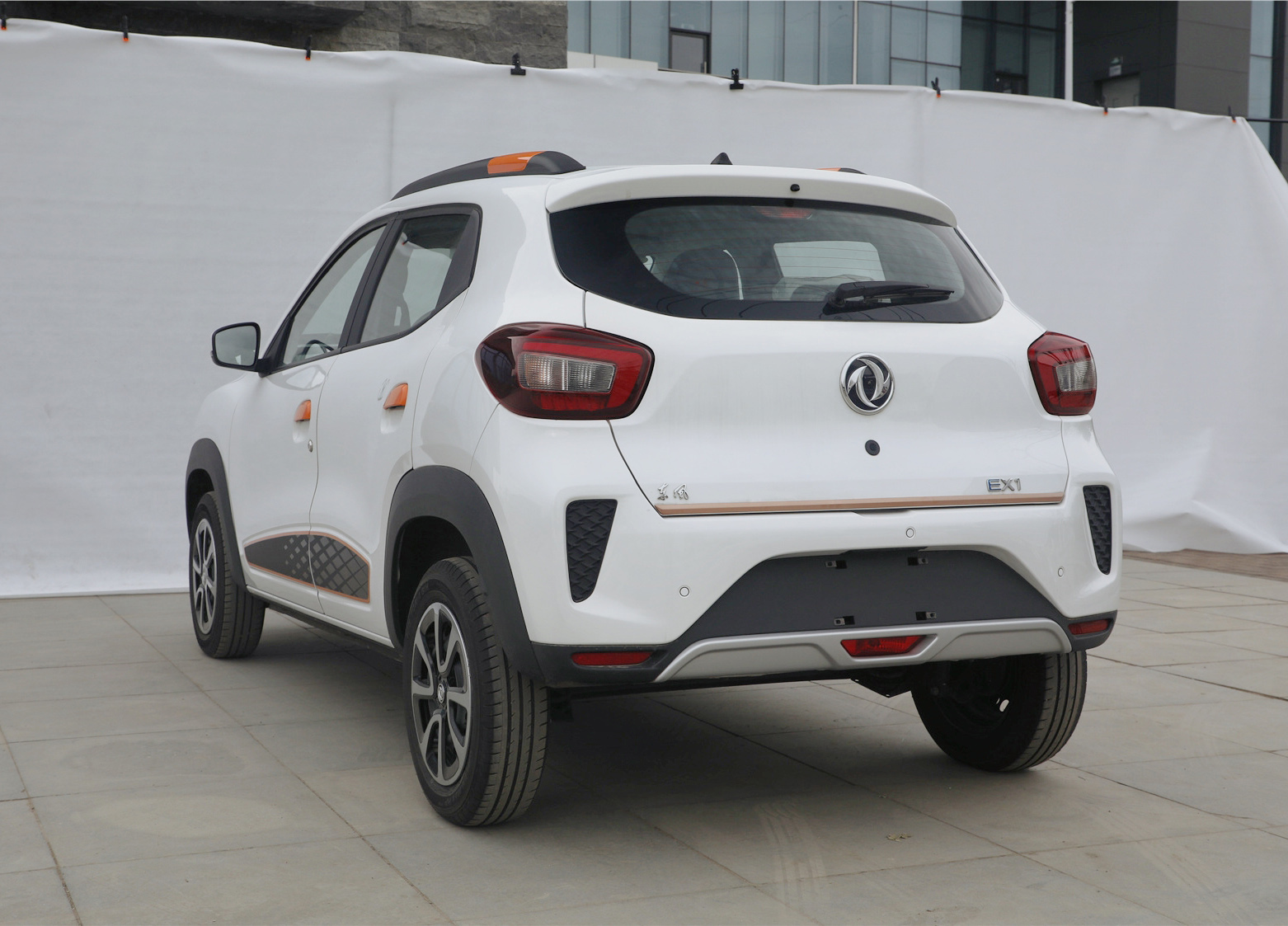 东风ex1与五菱宏光mini,东风新能源ex1和五菱宏光