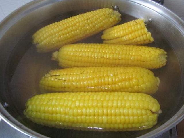 煮玉米怎么煮好吃有营养,怎样煮玉米才让玉米变得好吃