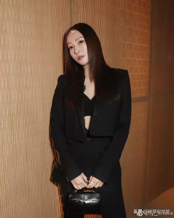 郑秀妍爱马仕完整版,郑秀妍离开sm后在韩国过得怎么样