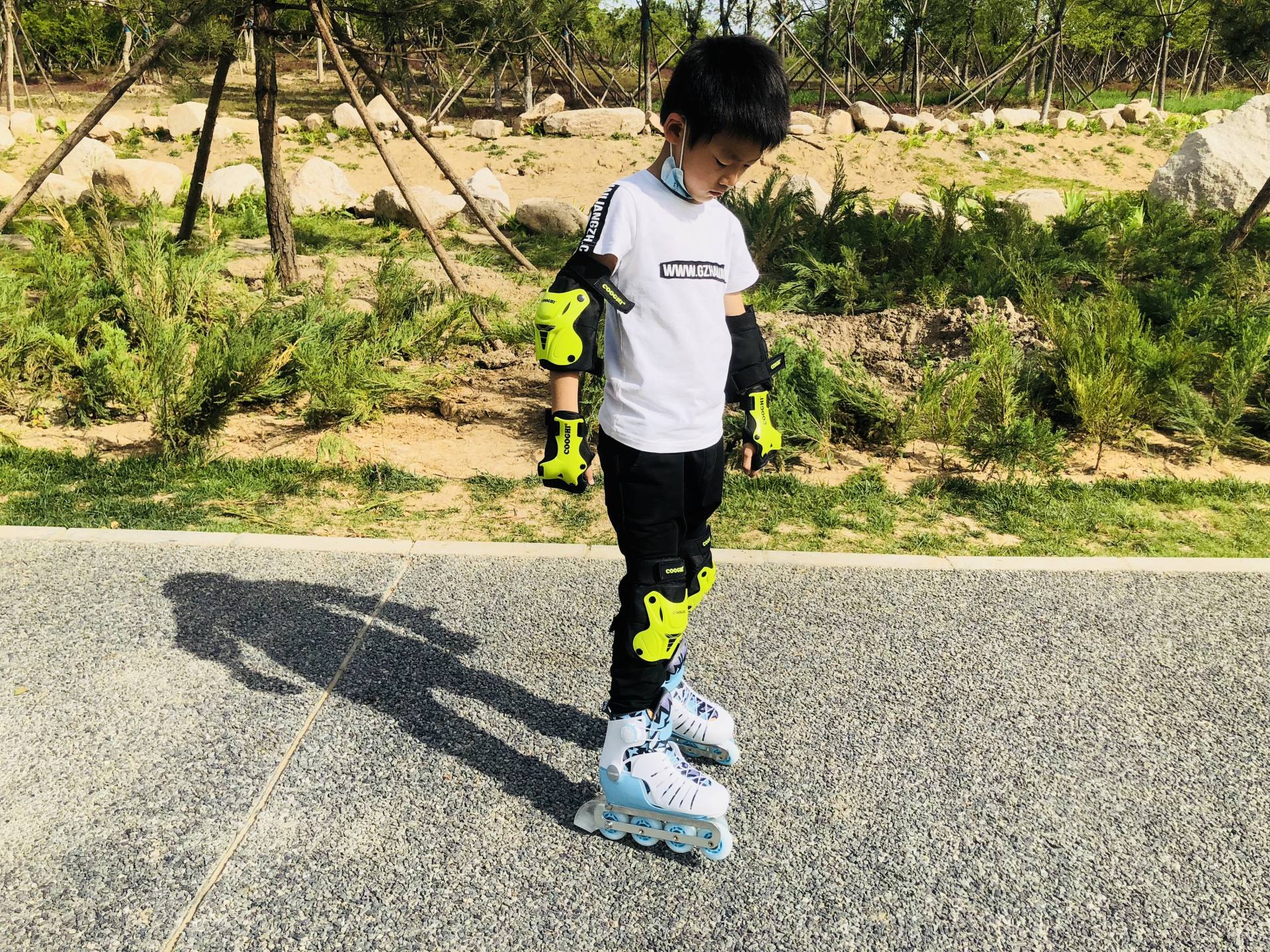 轮滑鞋5-12岁初学者酷骑,cooghi酷骑儿童轮滑鞋测评