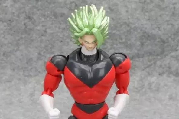 国产龙珠超四手办,山寨版奥特曼手办开箱