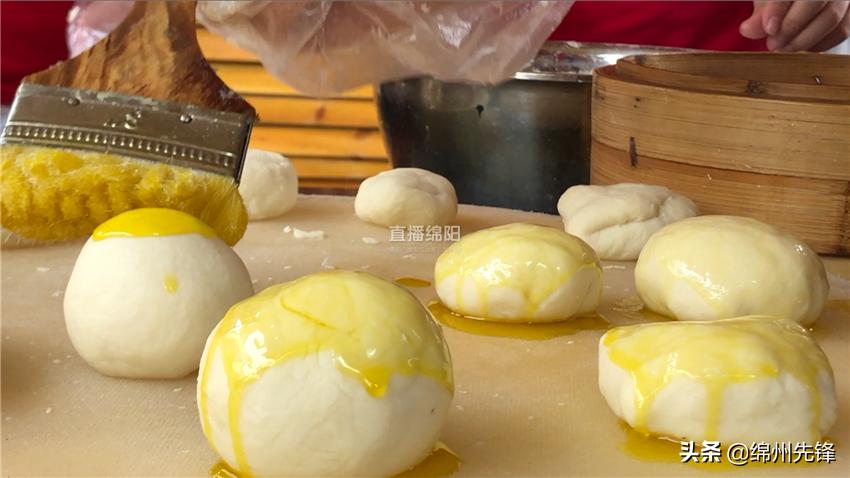 传统手工月饼感受中秋文化,迎中秋庆国庆活动主题手工做月饼