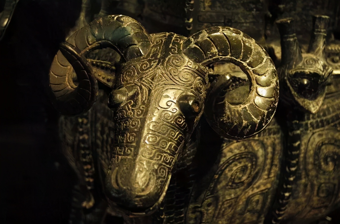 十大国宝青铜器鉴赏值得收藏,143件国宝级青铜