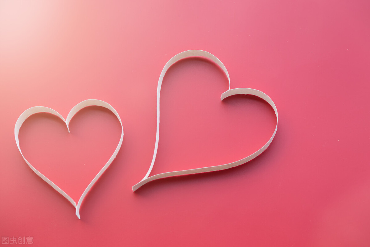 中年女性主动与你说话有什么意思,中年妇女主动和你说话是什么意思