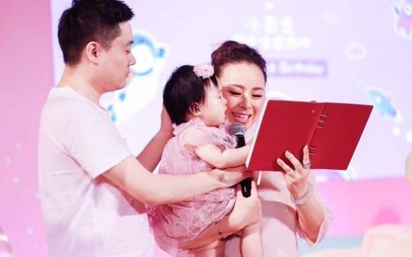 丁俊晖妻子和孩子现身,丁俊晖妻子近况