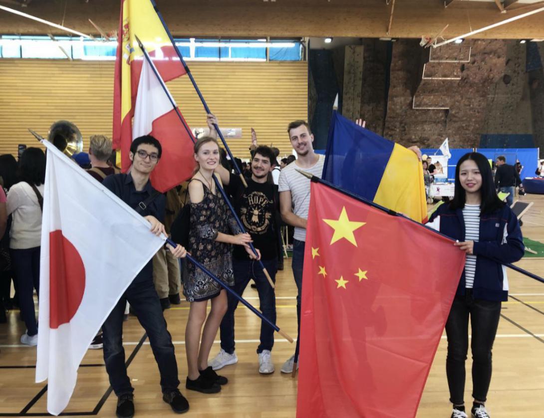 国际视野家国情怀,国际视野与本土情怀