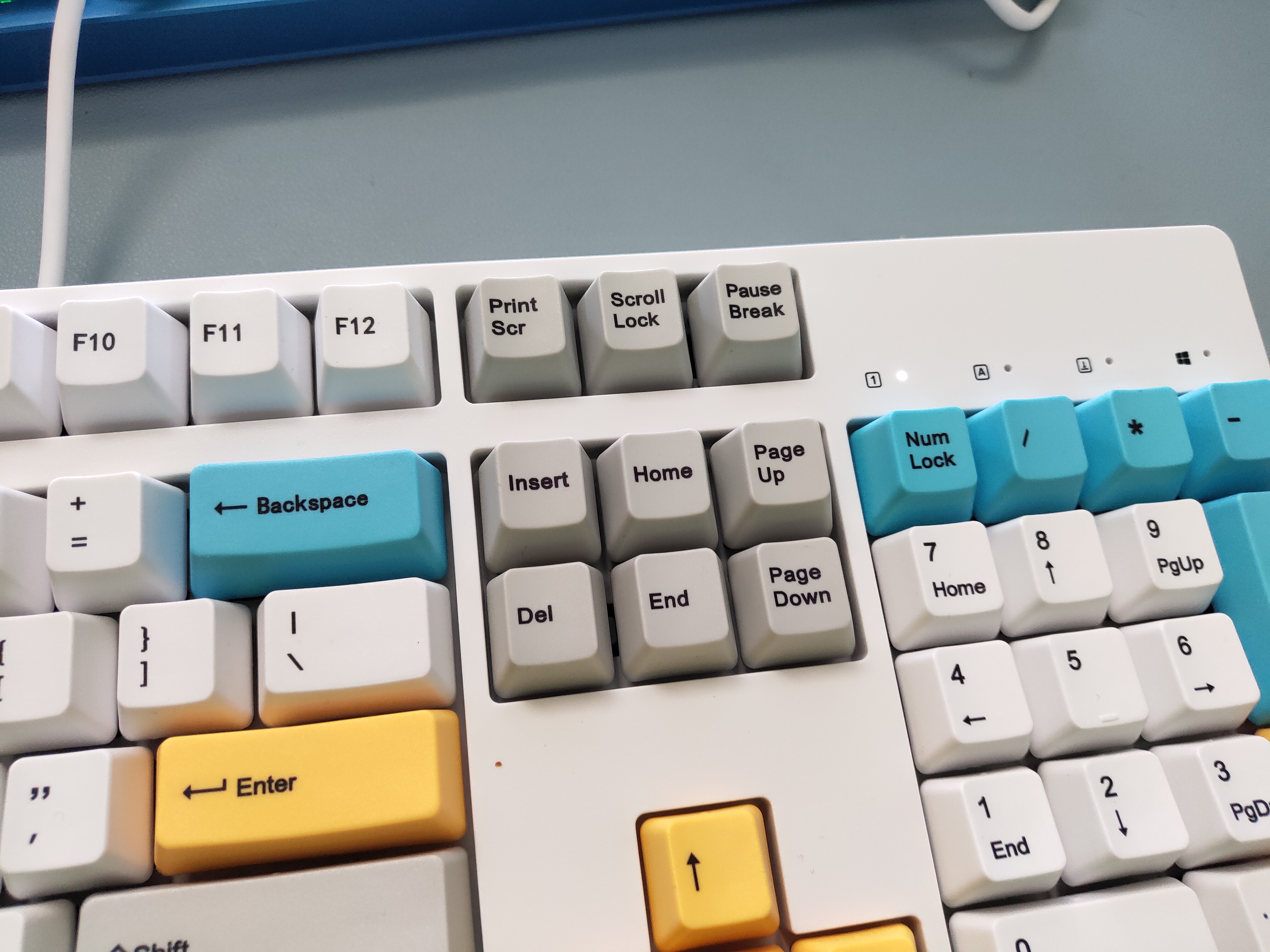 樱桃mx2.0和mx3.0键盘有什么区别,樱桃2.0机械键盘和罗技k845哪个好