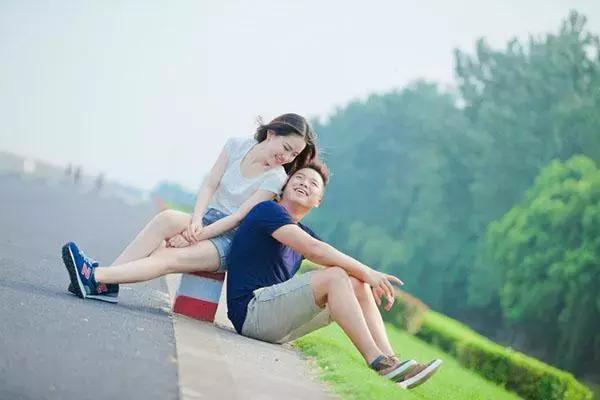 恋爱宝典教你谈恋爱,谈恋爱的技巧和方法的书籍