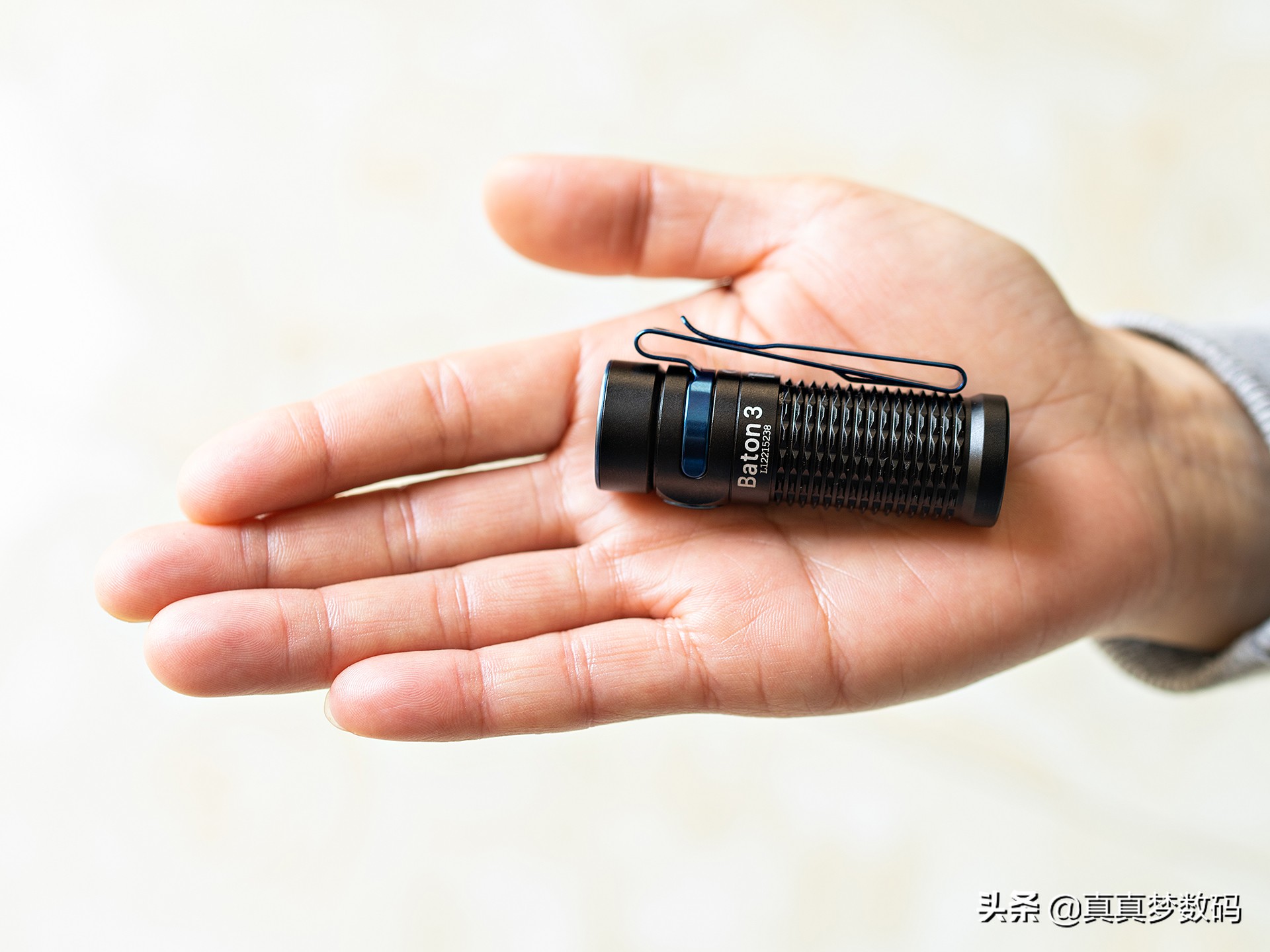 2021强光手电选购经验篇一:盘点我的高性价比强光手电筒