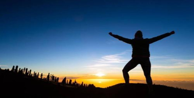 当你迷茫时就坚持去做一件事,当你纠结一件事的时候如何做