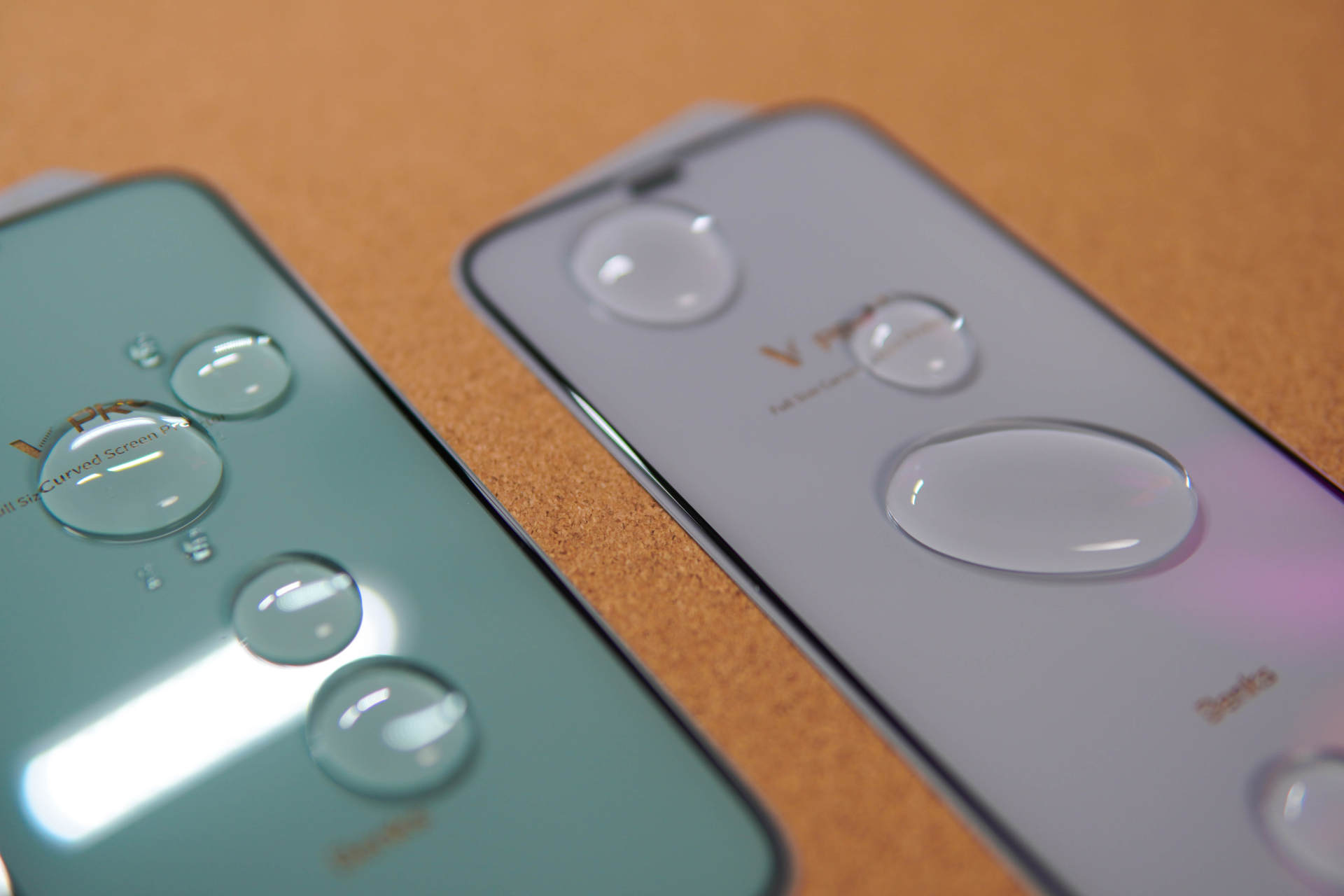 iphone12钢化膜黑边好还是透明好,iphone12mini背面有钢化膜么