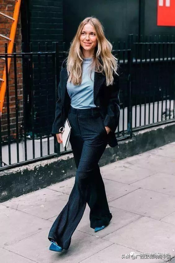 男灯芯绒裤子的搭法,灯芯绒中款穿搭