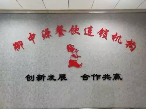 龙门小龙虾烧烤,夏天路边大排档撸串啤酒小龙虾