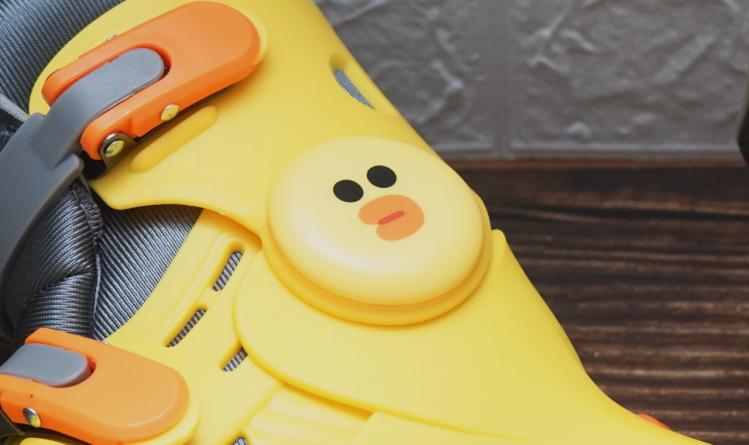 柒小佰轮滑鞋儿童6-12岁,轮滑就该这么玩