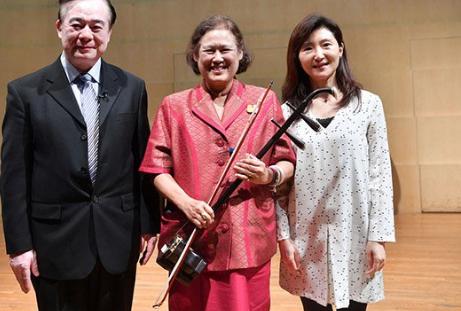 泰国公主诗琳通回泰,泰国公主诗琳通朴素无华