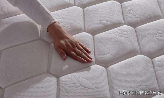 怎样选适合自己的床垫,如何挑选一张适合自己床垫