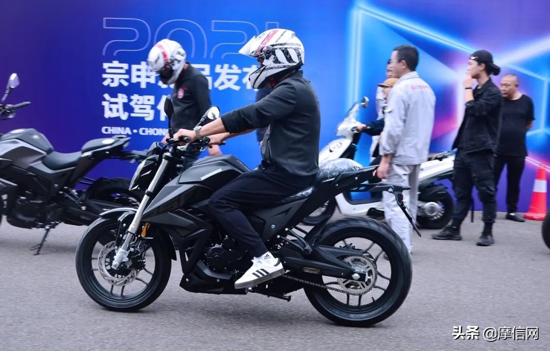 宗申250r试驾,宗申250r和新大洲本田190