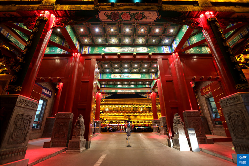 太原有座明清古建风格酒店，曾是山西贡院旧址，吸引游客打卡拍照