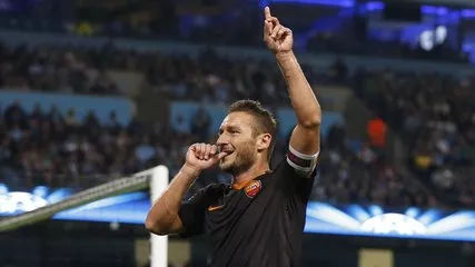 天下足球十大经典逆转集锦解说,天下足球经典的催泪原声