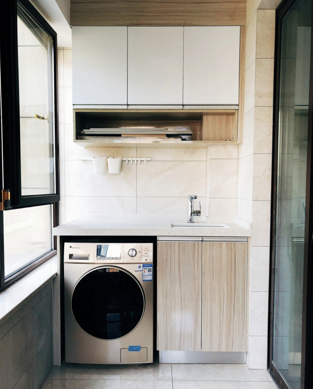 梅雨季节如何防止衣物发霉,南方梅雨季节衣服发霉怎么清洗