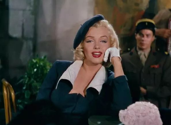 鞠婧祎同款贝雷帽戴法,鞠婧祎同款贝雷帽正确戴法