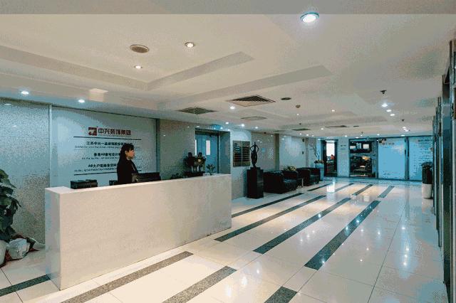 哑光粉红色，时光赐予的浪漫天赋