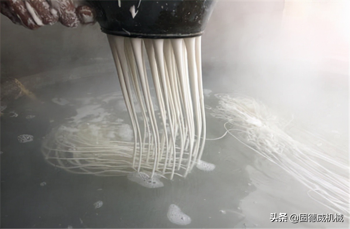 全自动小型粉条机多少钱一台,商用小型全自动粉条机