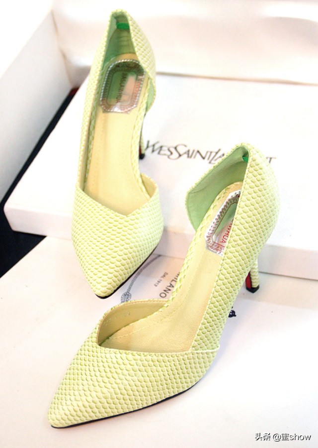 怎么挑不磨脚的高跟鞋,高跟鞋不磨脚如何选鞋
